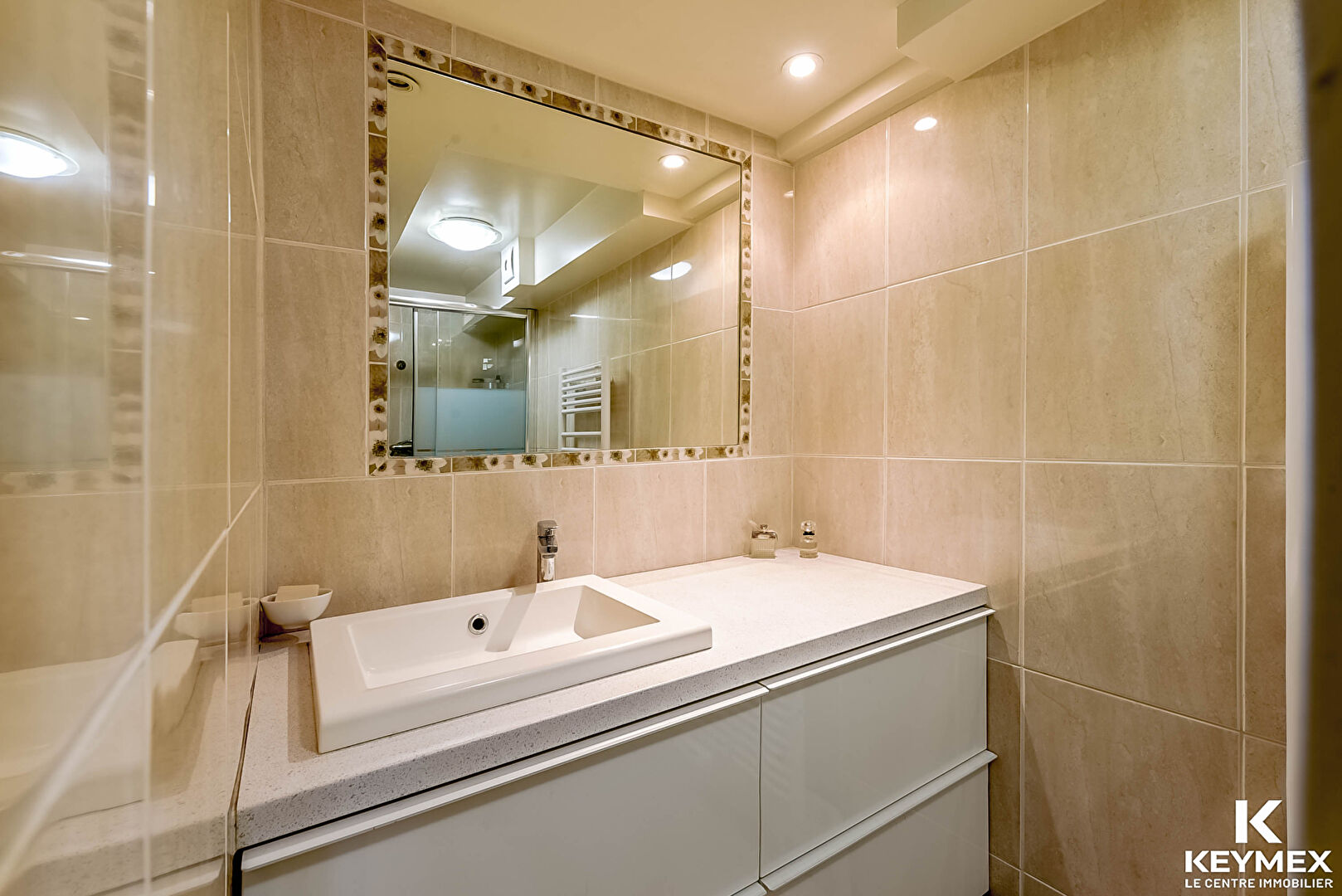 Image Appartement VALLANGOUJARD