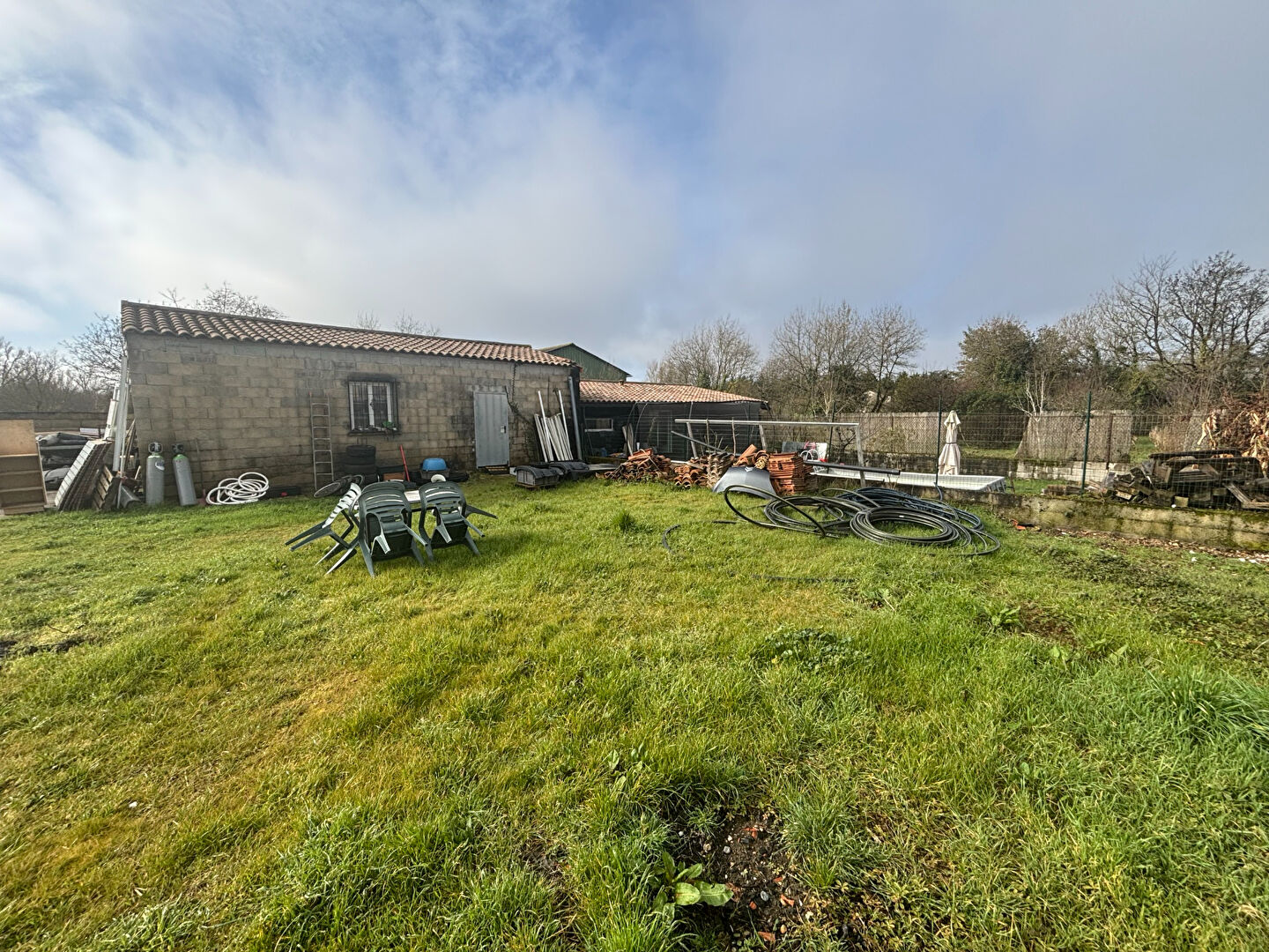 Image Terrain GENISSAC 