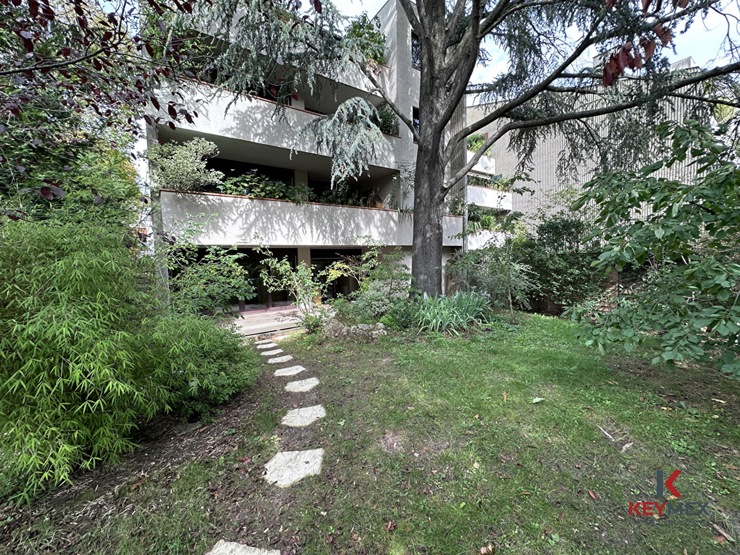 https://www.keymex.fr/Annonce/Index/51904154 vendu par LE GALL Stéphanie