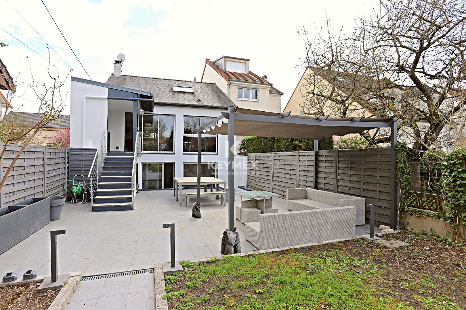 Maison
HOUILLES