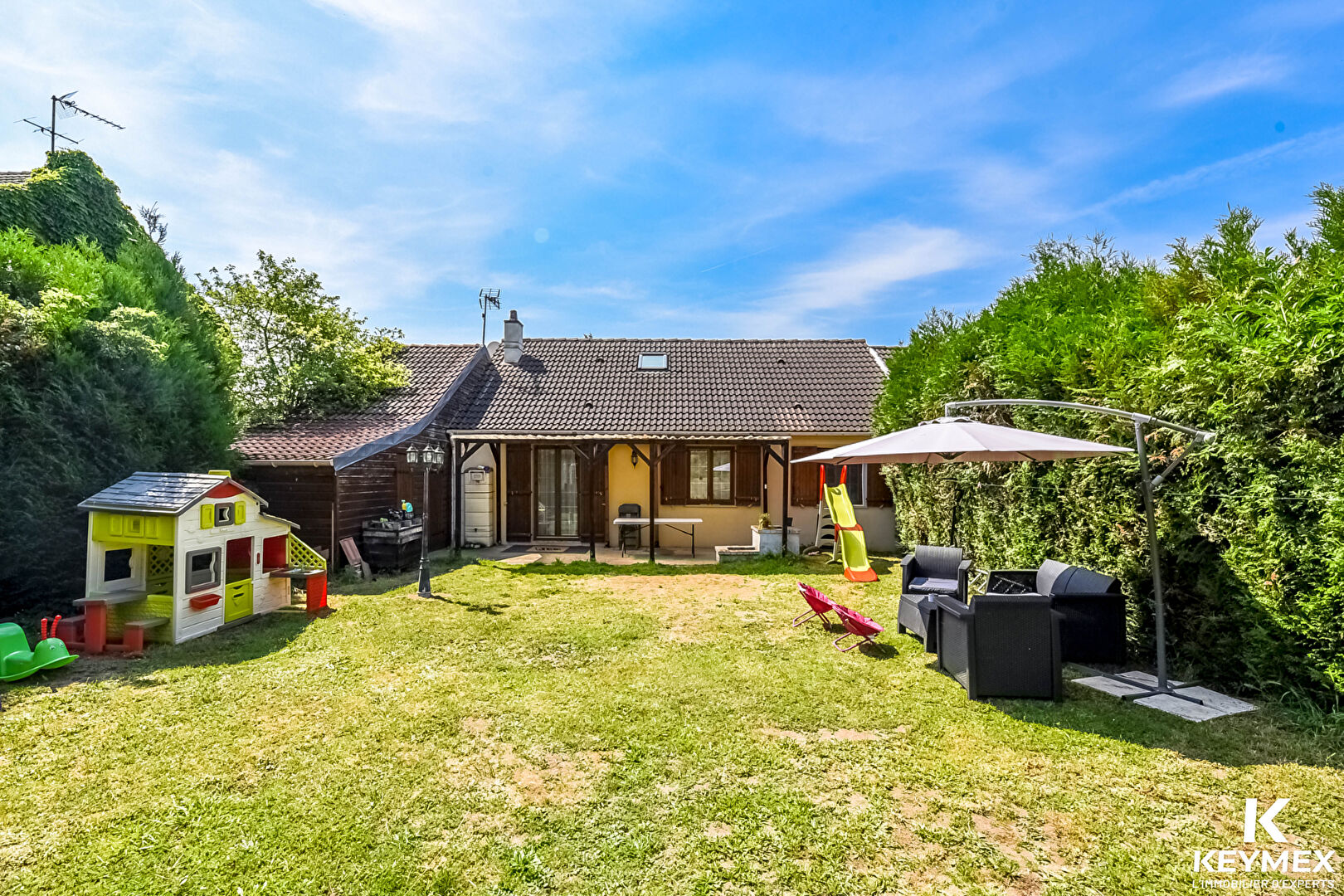 Maison
BRUYERES SUR OISE