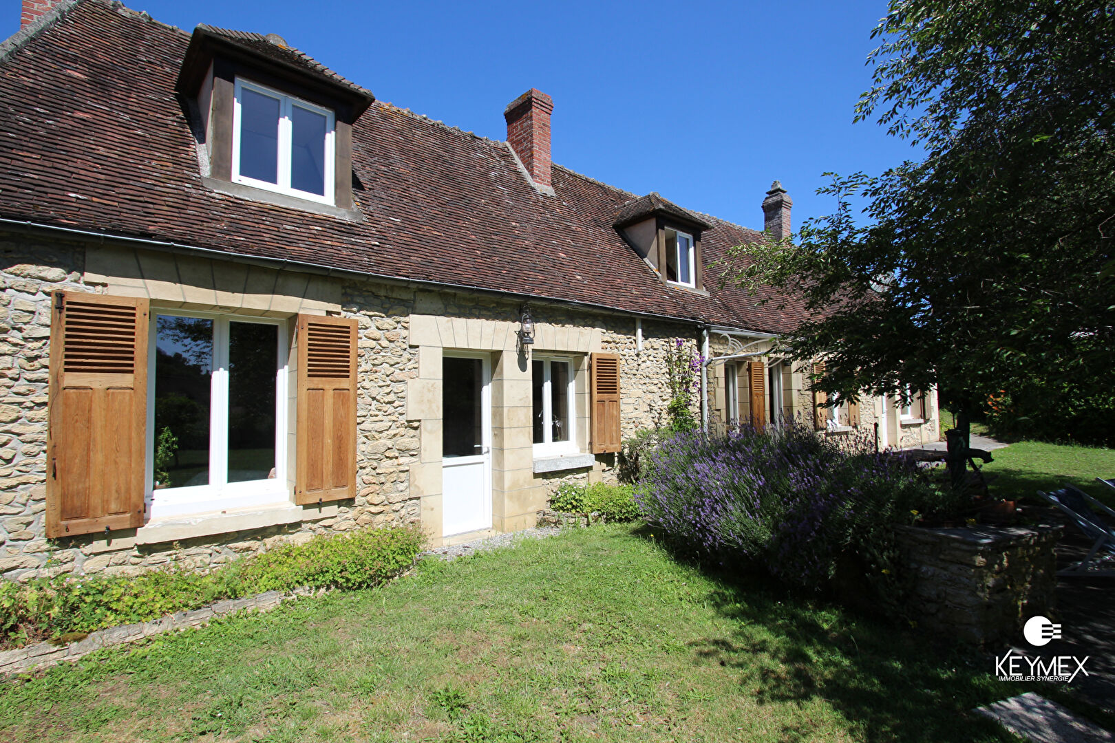 Maison
NOAILLES