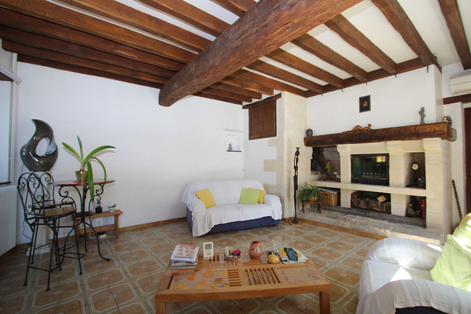 Maison
NOAILLES