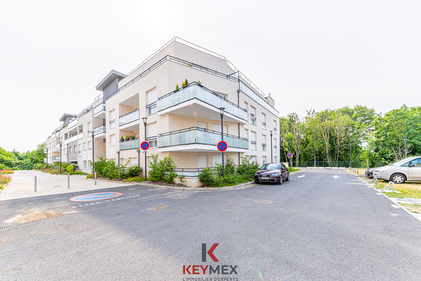 Appartement
SAINT THIBAULT DES VIGNES