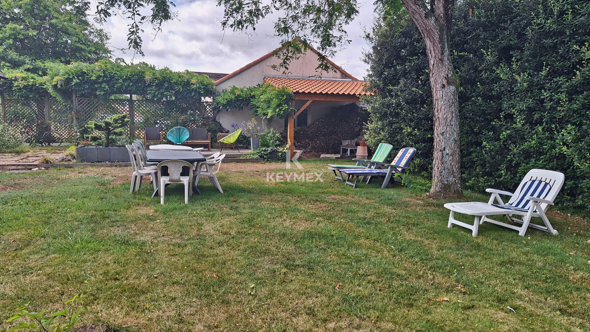 https://www.keymex.fr/Annonce/Index/53525229 vendu par Boursier Julie