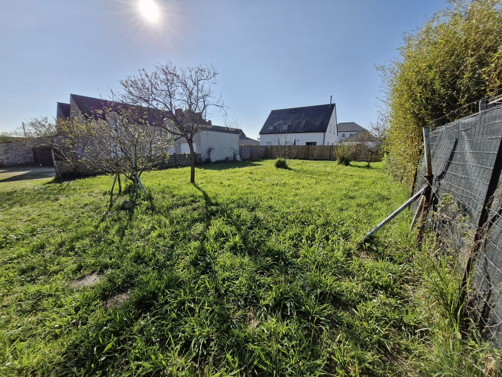 Image Terrain SAINT ETIENNE DE MONTLUC 