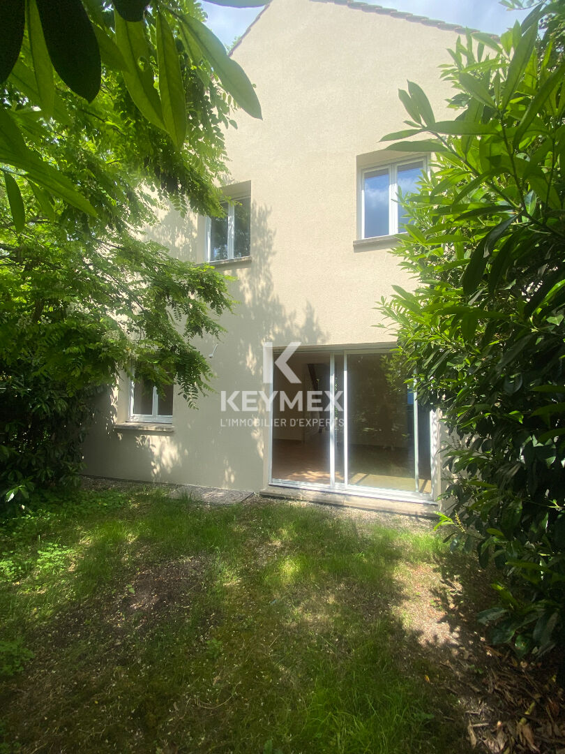 https://www.keymex.fr/Annonce/Index/52951677 vendu par Anseur Anissa