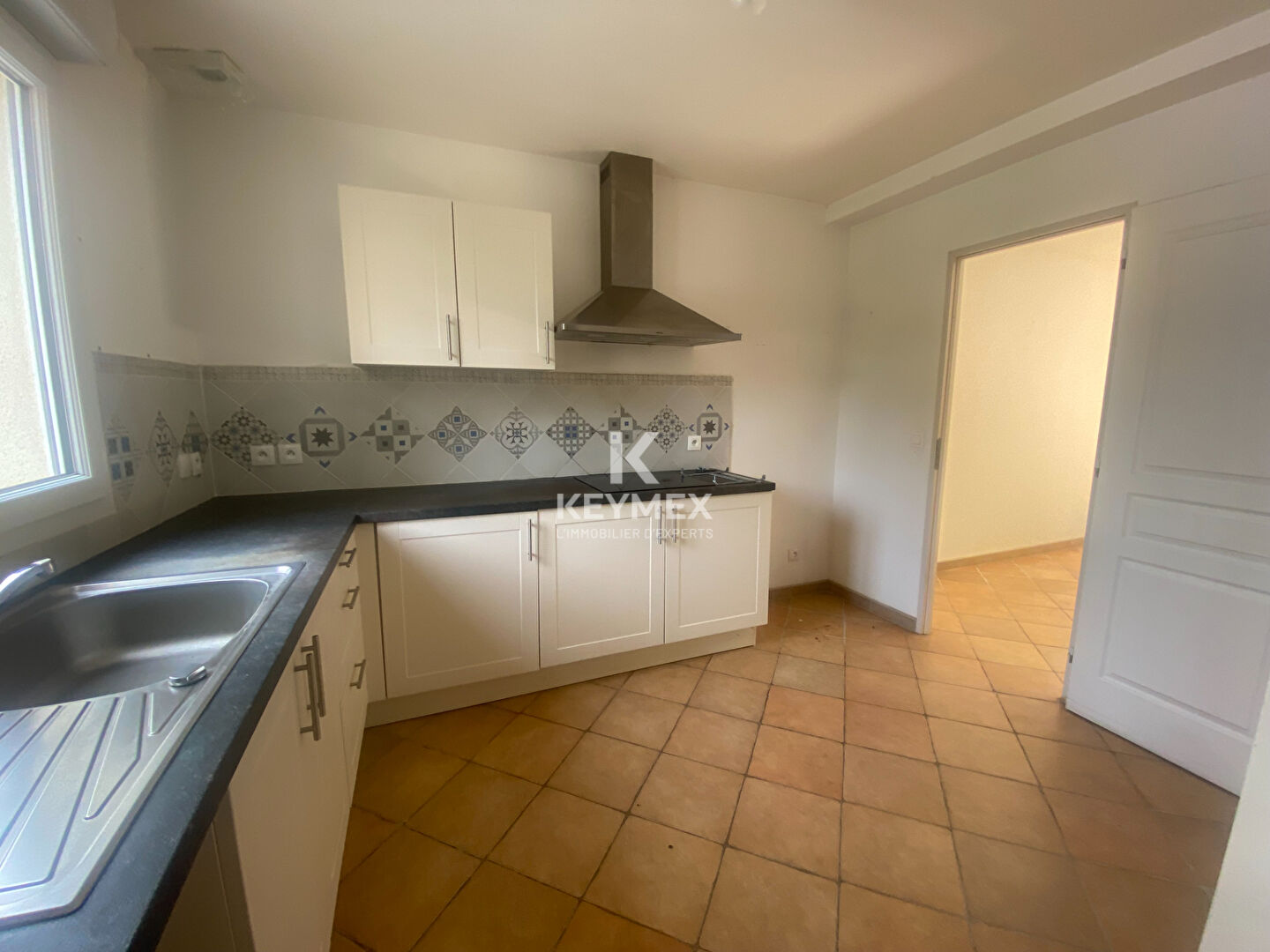 https://www.keymex.fr/Annonce/Index/52951677 vendu par Anseur Anissa