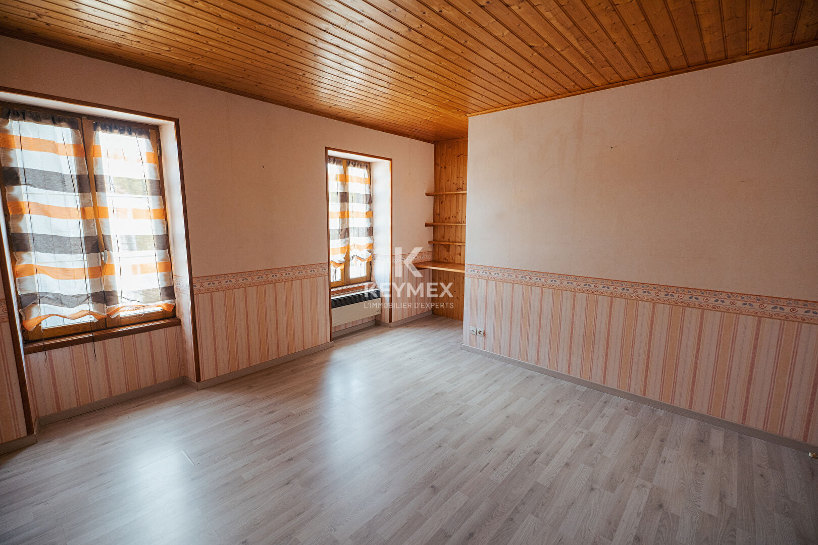 https://www.keymex.fr/Annonce/Index/52439358 vendu par DELANTES Emmanuelle & Frédéric
