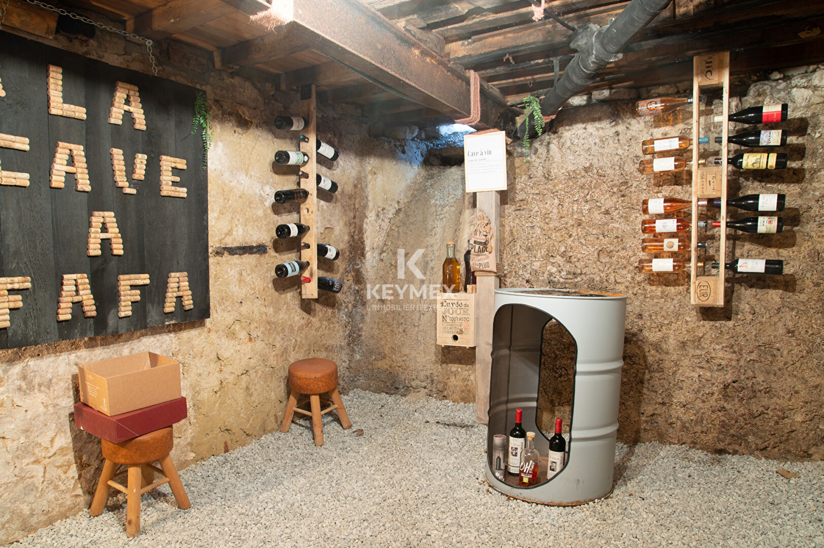 Maison
LA DEVISE