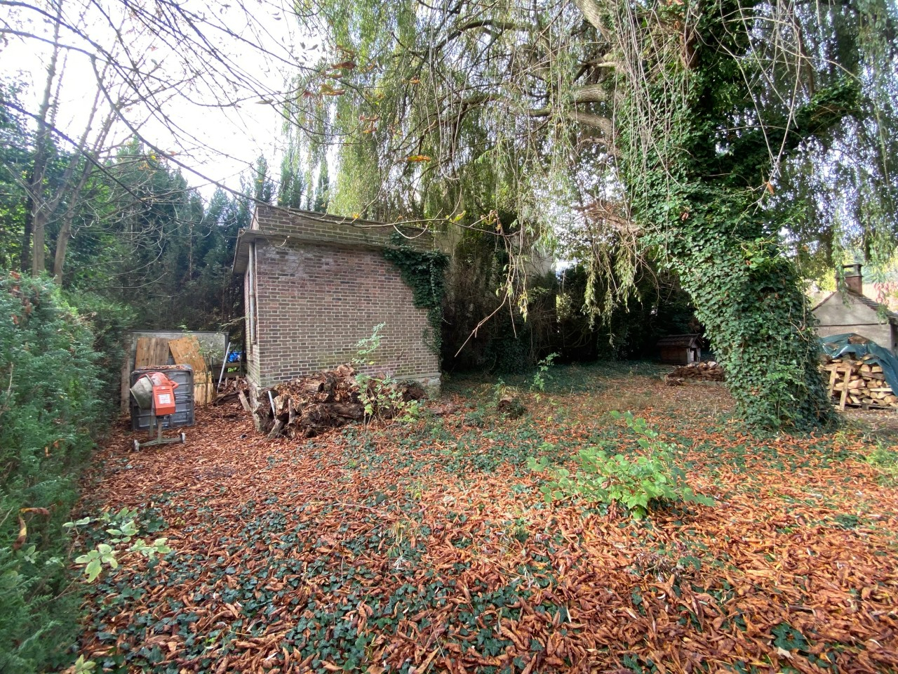 Terrain
PONTOISE