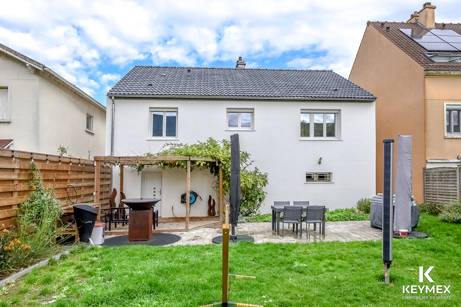 Maison
Le Plessis Bouchard